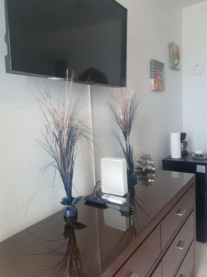 Sea Breezer Vacation Ocean Front En Condominio Playa Mar San Juan Buitenkant foto